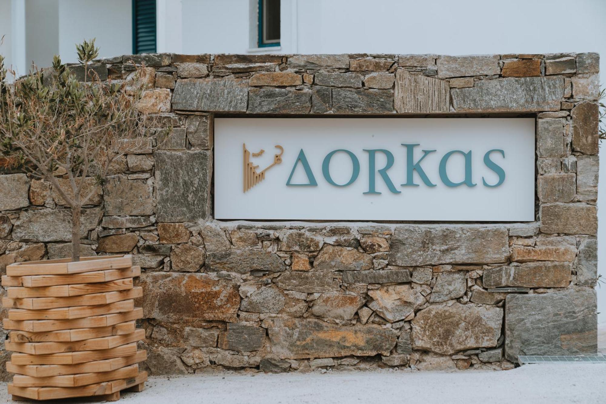 Dorkas Luxury Rooms&Apartments Livadakia ภายนอก รูปภาพ